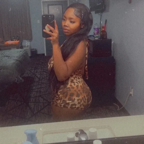  is Female Escorts. | Chattanooga | Tennessee | United States | EscortsLiaison