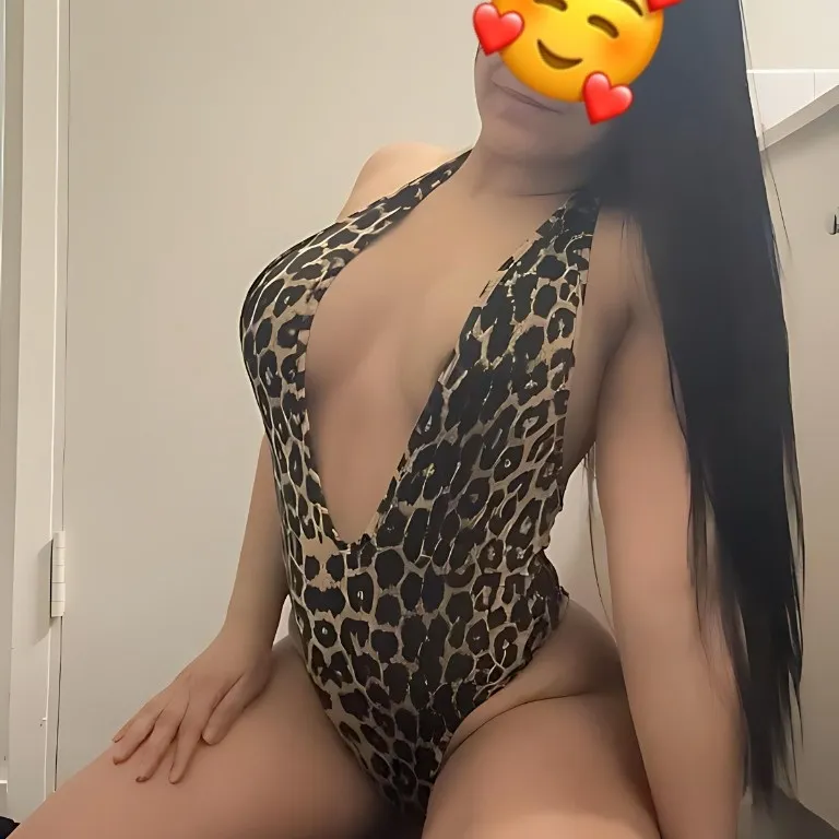  is Female Escorts. | San Fernando Valley | California | United States | EscortsLiaison