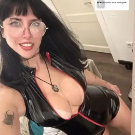  is Female Escorts. | Queens | New York | United States | EscortsLiaison