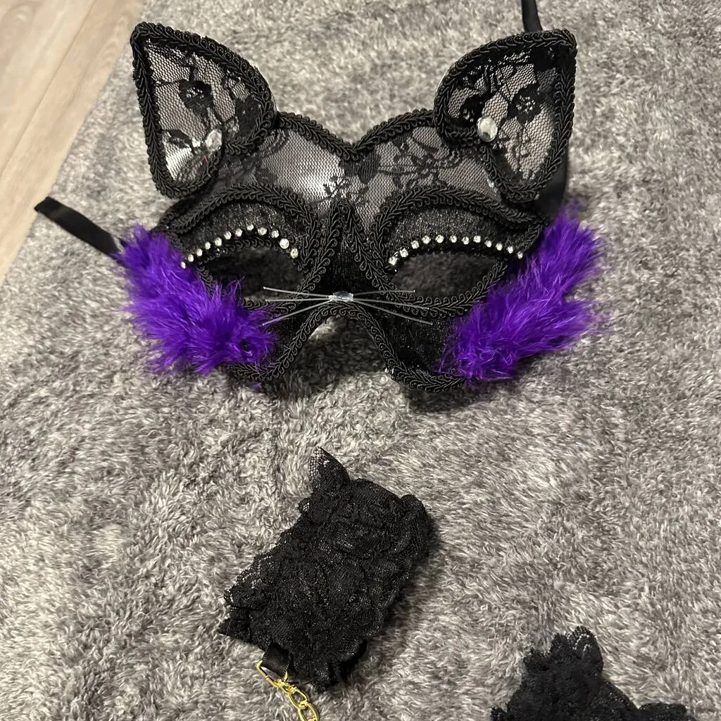 
                        Krystal
                     is Female Escorts. | Kitchener | Ontario | Canada | EscortsLiaison