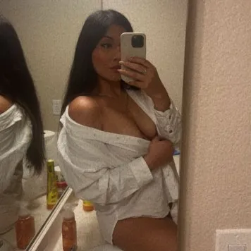  is Female Escorts. | seattle | Washington | United States | EscortsLiaison